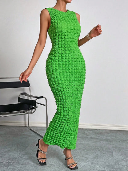 Chic Sleeveless Popcorn Maxi Dress - Your Go-To for Elegant Evenings!