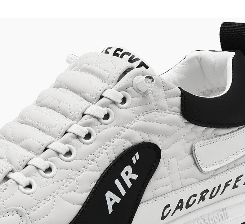 2025 New Men Sneakers Fashion Thick Sole Men Casual Shoes Luxury Breathable Outdoor Male Running Shoes Lace-Up Mens tennis Shoes