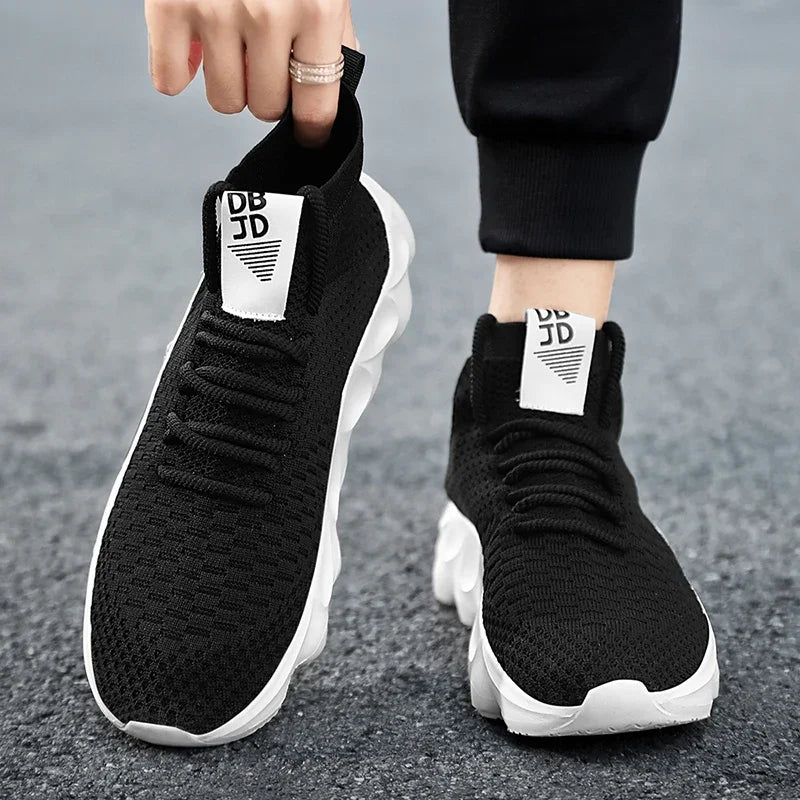 Trainers Breathable Soft Sole Sports Casual Shoes Fashion Lace-up Thick-soled White Shoes Tenis Masculino Mens White Sneakers