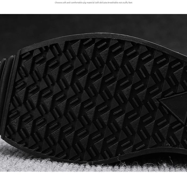 2025 New Men Sneakers Fashion Thick Sole Men Casual Shoes Luxury Breathable Outdoor Male Running Shoes Lace-Up Mens tennis Shoes