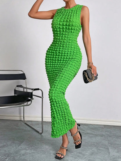 Chic Sleeveless Popcorn Maxi Dress - Your Go-To for Elegant Evenings!