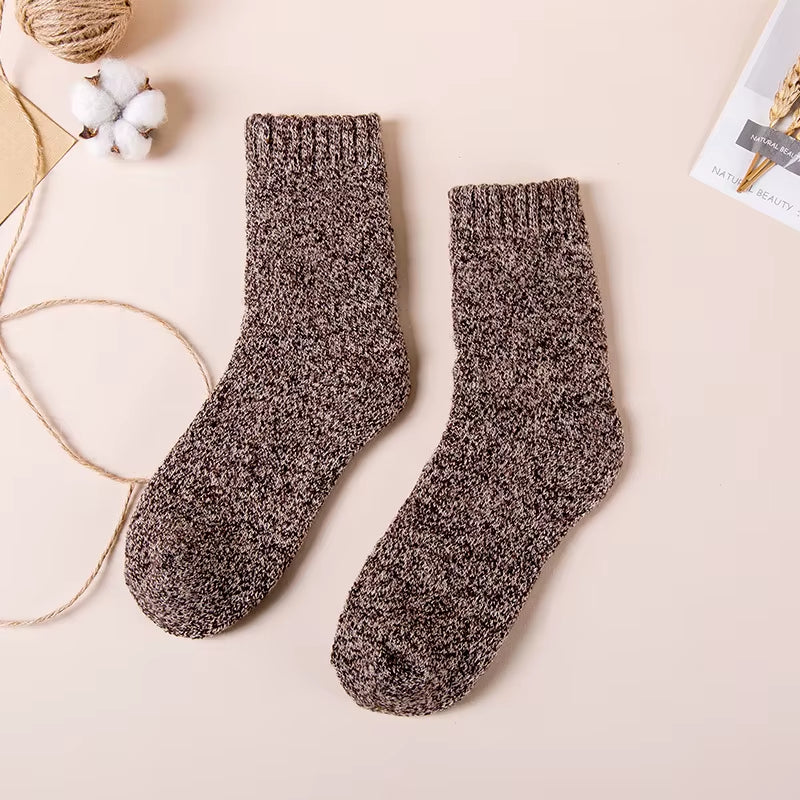 Experience Ultimate Comfort with Our Winter Men's Merino Wool Socks - Super Thick, Warm, and Stylish! Get 3 Pairs of High-Quality Casual Socks for the Cold Season!